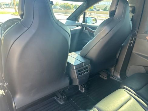 Used 2018 Tesla Model X 100D AWD/4WD image 14