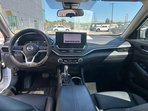 Certified 2023 Nissan Altima 2.5 SL FWD image 23