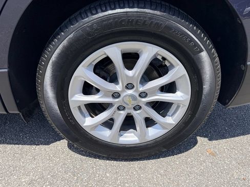 Used 2018 Chevrolet Equinox LT AWD/4WD image 30