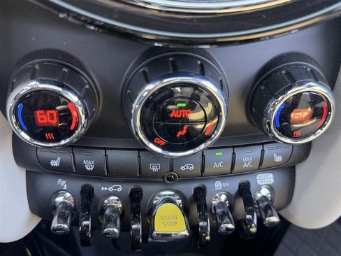 Used 2023 MINI Cooper SE FWD image 20