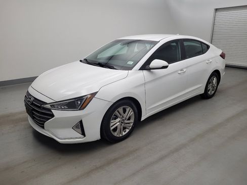 Used 2020 Hyundai Elantra SEL w/ Cargo Package (C1) FWD image 2