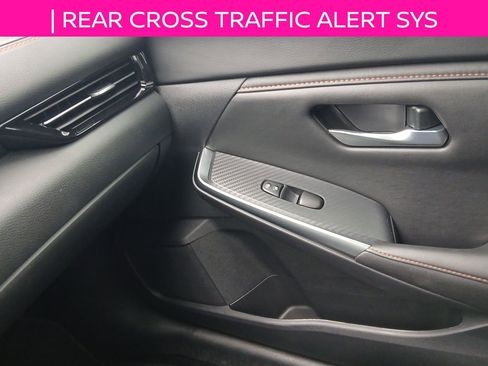 Used 2025 Nissan Sentra SR image 15