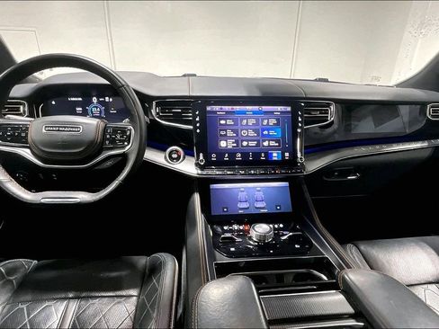 Used 2024 Jeep Grand Wagoneer L Series III w/ Quick Order Packagew 28T AWD/4WD image 18