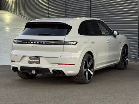 New 2025 Porsche Cayenne Turbo AWD/4WD image 7