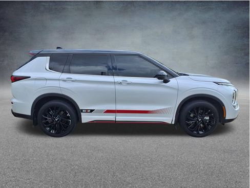 Used 2023 Mitsubishi Outlander Ralliart AWD/4WD image 7