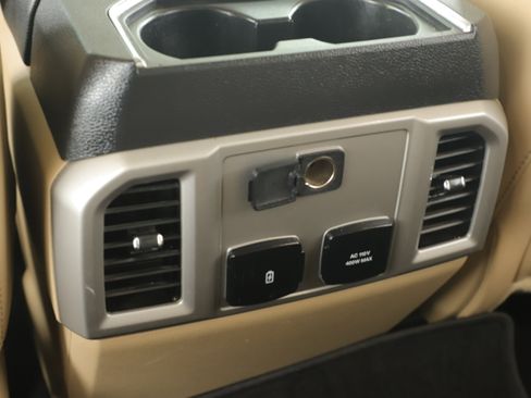 Used 2020 Ford F250 Lariat w/ Lariat Ultimate Package image 25