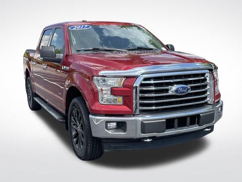 Used 2017 Ford F150 XLT w/ Equipment Group 302A Luxury AWD/4WD image 8