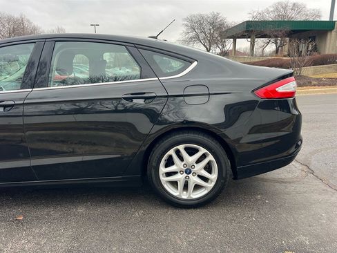 Used 2014 Ford Fusion SE image 12