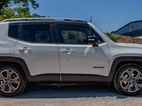 Used 2016 Jeep Renegade Limited image 6