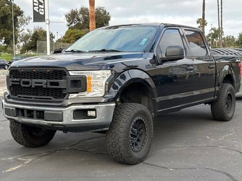 Used 2018 Ford F150 XLT image 2