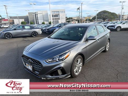 Used 2019 Hyundai Sonata SEL image 1