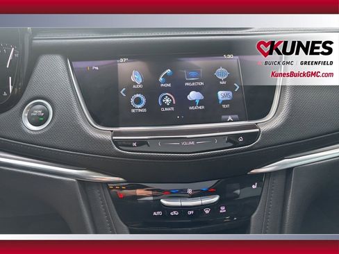 Used 2018 Cadillac XT5 Luxury w/ Driver Awareness Package image 34