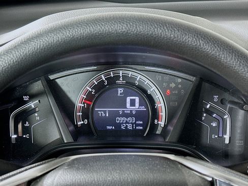 Certified 2017 Honda CR-V LX image 12