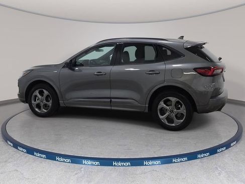 Used 2023 Ford Escape ST-Line w/ Tech Pack #1 AWD/4WD image 9