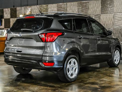 Used 2019 Ford Escape S FWD image 8