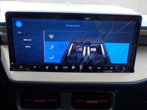 New 2026 Ford Maverick Lariat w/ 4K Tow Package image 17