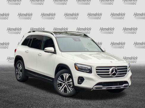 New 2025 Mercedes-Benz GLB 250 image 2