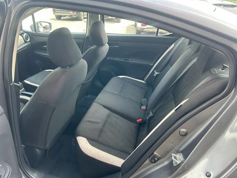 Used 2021 Nissan Versa SV FWD image 14