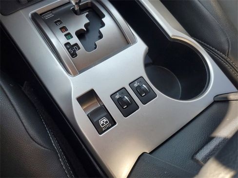 Used 2021 Toyota 4Runner SR5 Premium image 25