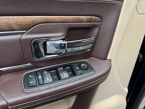 Used 2014 RAM 1500 Laramie Longhorn w/ Convenience Group AWD/4WD image 33