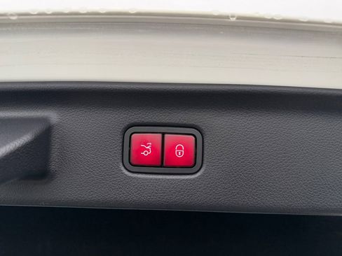 Used 2022 Mercedes-Benz S 500 4MATIC image 10