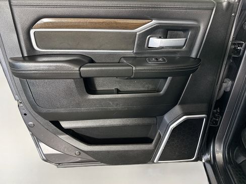 Used 2024 RAM 2500 Laramie image 25