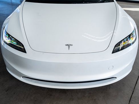 Used 2025 Tesla Model 3 Long Range image 15