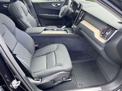 Used 2026 Volvo XC60 B5 Plus w/ Protection Package Premier AWD/4WD image 16