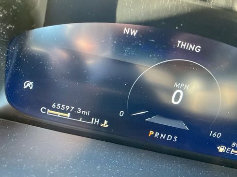 Used 2021 Lincoln Nautilus FWD w/ Equipment Group 101A image 5