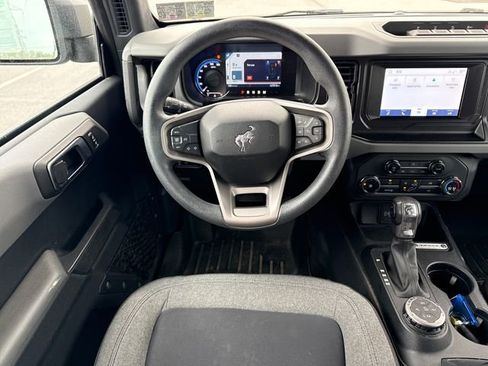 Used 2022 Ford Bronco 4-Door w/ Sasquatch Package AWD/4WD image 18