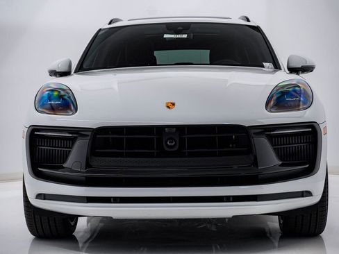 New 2026 Porsche Macan GTS AWD/4WD image 6