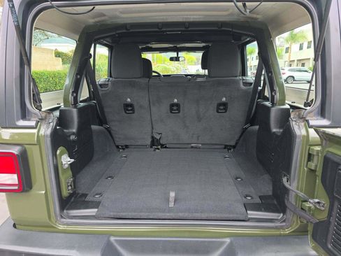 Used 2020 Jeep Wrangler Unlimited Sport image 10