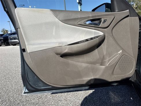 Used 2020 Chevrolet Malibu LS image 28