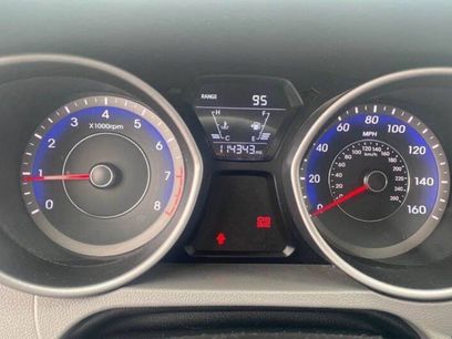 Used 2016 Hyundai Elantra SE