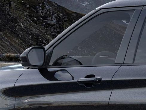 New 2024 Ford Explorer XLT w/ Equipment Group 202A image 20