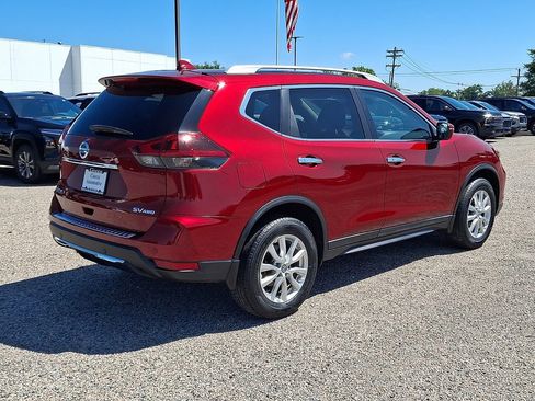 Used 2020 Nissan Rogue SV AWD/4WD image 9
