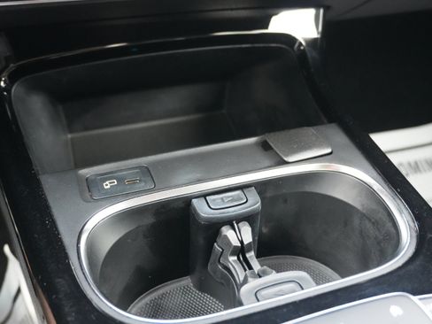 Used 2021 Mercedes-Benz A 220 4MATIC w/ Premium Package image 36