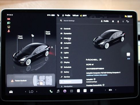 Used 2023 Tesla Model 3 Standard Range image 27
