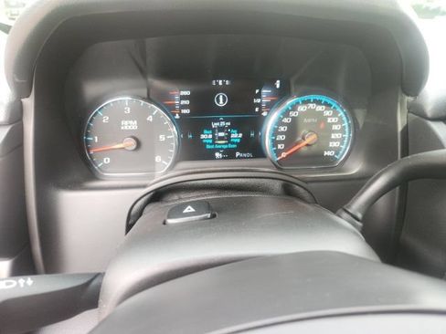 Used 2017 GMC Yukon XL Denali w/ Open Road Package AWD/4WD image 19