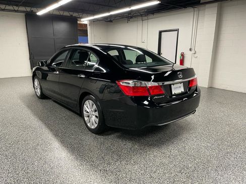 Used 2014 Honda Accord EX image 6