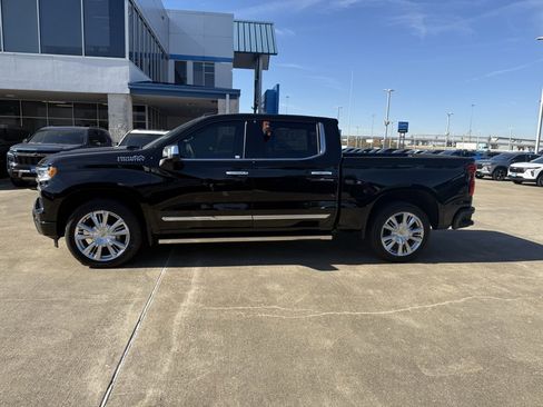 New 2026 Chevrolet Silverado 1500 High Country w/ High Country Premium Package image 16