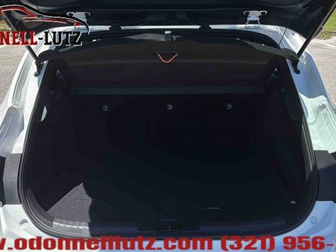 Used 2026 Toyota Corolla SE FWD image 6