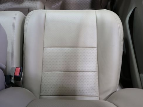 Used 2003 Ford F350 Lariat image 77