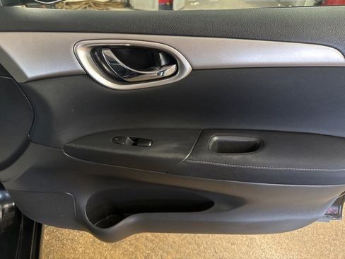 Used 2015 Nissan Sentra S image 24