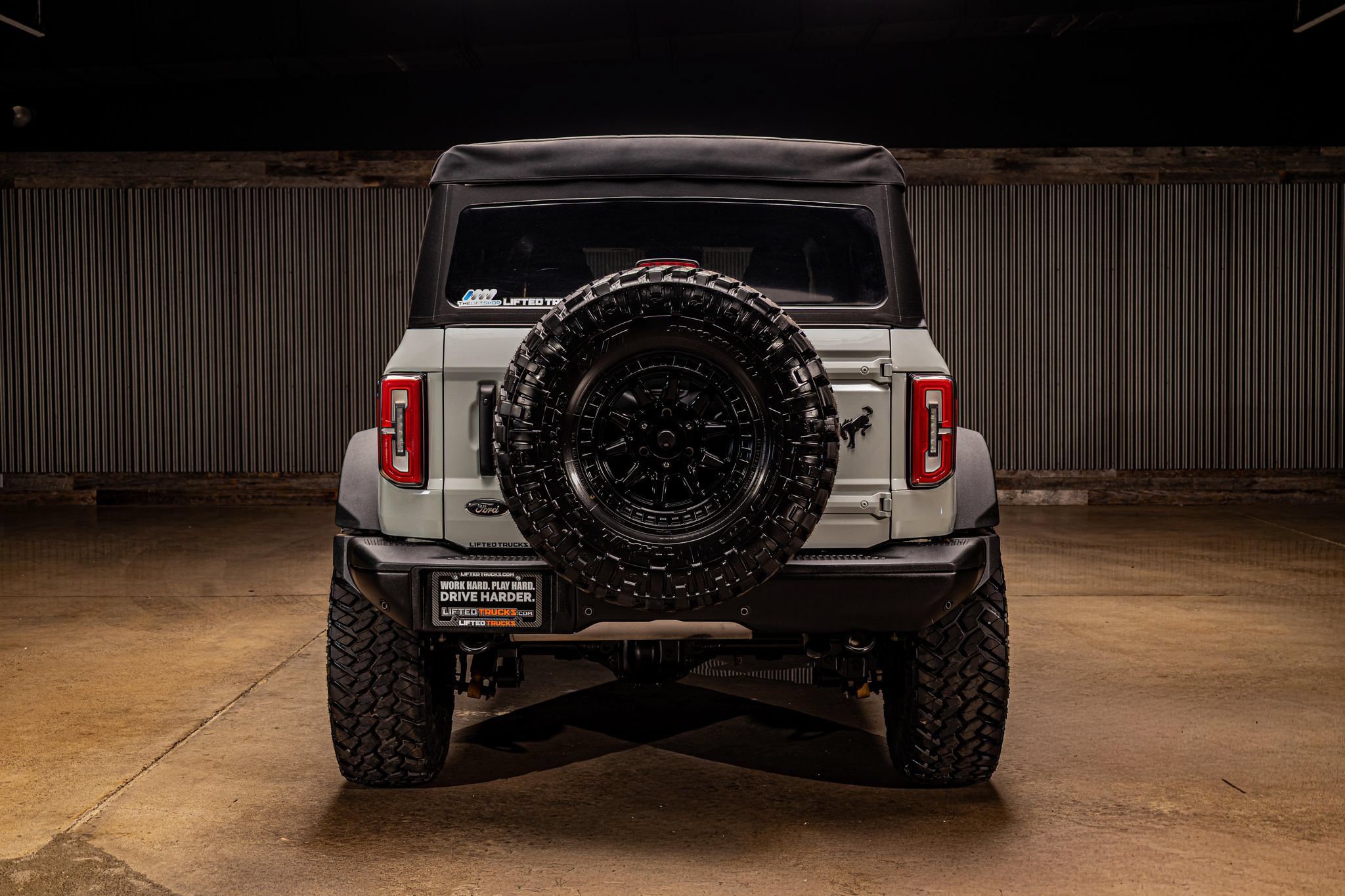 Used 2022 Ford Bronco Badlands AWD/4WD image 8