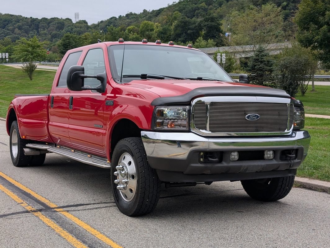 Used 2001 Ford F550 2WD Crew Cab Super Duty image 4
