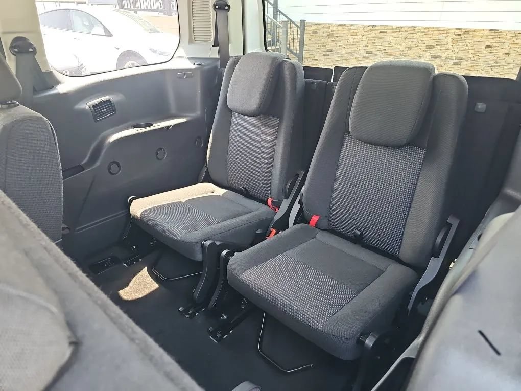 Used 2018 Ford Transit Connect XL FWD image 32