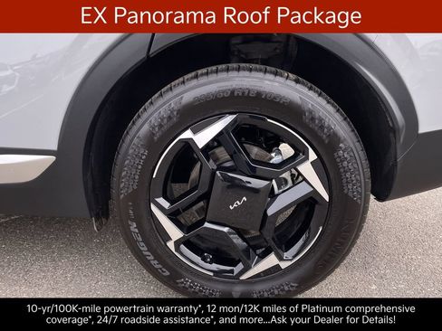 Certified 2026 Kia Sportage EX w/ EX Panorama Roof Package AWD/4WD image 13