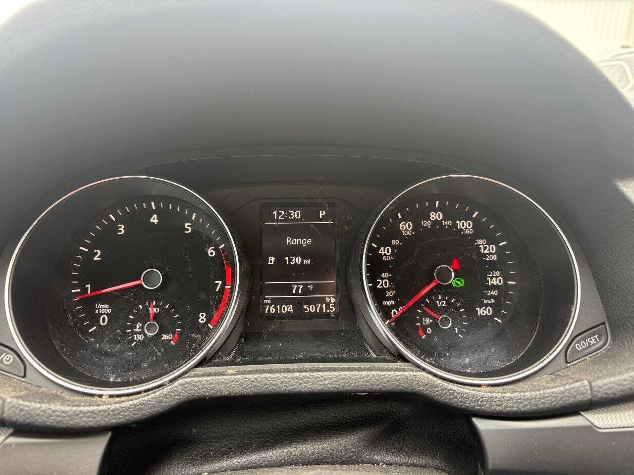Used 2018 Volkswagen Passat 2.0T S FWD image 11