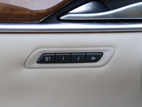 Used 2019 Cadillac XTS Luxury image 46